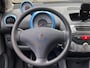 Peugeot 107 1.0-12V Urban Move 5Drs- Airco I Sport velgen I Comfort pakket I Nwe APK 10-2026
