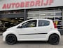 Peugeot 107 1.0-12V Urban Move 5Drs- Airco I Sport velgen I Comfort pakket I Nwe APK 10-2026