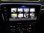 Skoda Superb Combi 1.4 TSI iV Laurin & Klement | Navigatie | ACC | Trekhaak | Stoelverwarming | Elek. achterklep |
