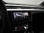 Volkswagen Arteon Shooting Brake 1.4 TSI 218 pk DSG eHybrid R-Line Business+ | Panoramadak | Trekhaak | Navigatie Discover Pro | Adaptief onderstel | Stuur-/stoelverwarming