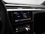 Volkswagen Arteon Shooting Brake 1.4 TSI 218 pk DSG eHybrid R-Line Business+ | Panoramadak | Trekhaak | Navigatie Discover Pro | Adaptief onderstel | Stuur-/stoelverwarming