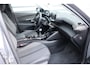 Peugeot 2008 1.2 PURETECH 130PK ALLURE PACK / NAVI / LEDER / CLIMA / LED / PDC / 17" LMV / CAMERA / KEYLESS / WINTERPAKKET / ADAPT. CRUISECONTROL / NIEUWSTAAT !!