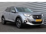 Peugeot 2008 1.2 PURETECH 130PK ALLURE PACK / NAVI / LEDER / CLIMA / LED / PDC / 17" LMV / CAMERA / KEYLESS / WINTERPAKKET / ADAPT. CRUISECONTROL / NIEUWSTAAT !!