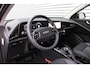 Kia Niro EV DynamicLine 64.8 kWh | Navi | Airco | Cruise | Camera | 17" LM |