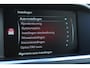 Volvo V40 T2 Momentum |Navigatie| Bluetooth| Climate Control| Regensensor| Lichtmetalen velgen| LED dagrijverlichiting| Inklapbare buitenspiegels| Parkeer sensoren achter