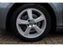 Volvo V40 T2 Momentum |Navigatie| Bluetooth| Climate Control| Regensensor| Lichtmetalen velgen| LED dagrijverlichiting| Inklapbare buitenspiegels| Parkeer sensoren achter