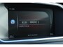 Volvo V40 T2 Momentum |Navigatie| Bluetooth| Climate Control| Regensensor| Lichtmetalen velgen| LED dagrijverlichiting| Inklapbare buitenspiegels| Parkeer sensoren achter