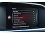 Volvo V40 T2 Momentum |Navigatie| Bluetooth| Climate Control| Regensensor| Lichtmetalen velgen| LED dagrijverlichiting| Inklapbare buitenspiegels| Parkeer sensoren achter