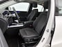 Mercedes-Benz GLA GLA 250e Automaat Luxury Line | Winterpakket | Panoramadak | LED | Keyless-Go | Sfeerverlichting | Stoelverwarming | Parktronic met camera | Spiegelpakket
