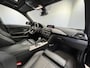 BMW 3-Serie Touring 320i Edition M Sport Shadow High Executive | Navigatie | LM Velgen 19" | Elektrisch Glazen Panoramadak | Voorstoelen Verwarmd | Cruise Control | Lederen Bekleding | Airco |