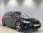 BMW 3-Serie Touring 320i Edition M Sport Shadow High Executive | Navigatie | LM Velgen 19" | Elektrisch Glazen Panoramadak | Voorstoelen Verwarmd | Cruise Control | Lederen Bekleding | Airco |