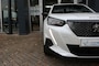 Peugeot 2008 1.2 PURETECH 100, Apple Carplay/ Android Auto, Navi, Clima, LED, etc.