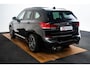BMW X1 xDrive20i High Executive M Sport - Panoramadak - Parking/Driving assistant - Cruise control - Comfort Access - Head up - Elektrisch verwarmde voorstoelen - Hifi - Armsteun voor - Getinte Ruiten -