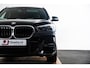 BMW X1 xDrive20i High Executive M Sport - Panoramadak - Parking/Driving assistant - Cruise control - Comfort Access - Head up - Elektrisch verwarmde voorstoelen - Hifi - Armsteun voor - Getinte Ruiten -