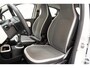 Renault Twingo 1.0 SCe 70pk Collection [ Airco Cruise DAB tuner LED ]
