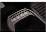 Kia EV4 Hatchback GT-PlusLine 81.4 kWh - DEMO - Head-up Display - 360 Camera - Stoelverwarming/ventilatie - Glazen Schuif-/kanteldak - Elektrisch verstelbare voorstoelen - Dodehoekcamera - - Fabrieksgarantie tot 10-2032 - Direct leverbaar!
