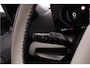 Kia EV4 Hatchback GT-PlusLine 81.4 kWh - DEMO - Head-up Display - 360 Camera - Stoelverwarming/ventilatie - Glazen Schuif-/kanteldak - Elektrisch verstelbare voorstoelen - Dodehoekcamera - - Fabrieksgarantie tot 10-2032 - Direct leverbaar!