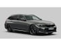 BMW 3-Serie Touring 330e xDrive M Sport Pro - Trekhaak - Panoramadak - Parking/Driving Assistant - Active Cruise Control - Active Protection - Geluiddempende/Getinte Ruiten - Comfort Access - Harman kardon -