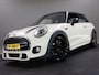 MINI Cooper 1.5 Serious Business (UNION JACK ACHTERLICHTEN, XENON-KOPLAMPEN, NAVIGATIESYSTEEM, CRUISE CONTROL, BLUETOOTH, NAP)