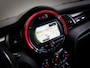 MINI Cooper 1.5 Serious Business (UNION JACK ACHTERLICHTEN, XENON-KOPLAMPEN, NAVIGATIESYSTEEM, CRUISE CONTROL, BLUETOOTH, NAP)