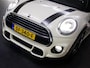 MINI Cooper 1.5 Serious Business (UNION JACK ACHTERLICHTEN, XENON-KOPLAMPEN, NAVIGATIESYSTEEM, CRUISE CONTROL, BLUETOOTH, NAP)
