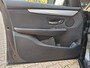 BMW 2-Serie Active Tourer 225xe iPerformance Advantage | Navi | Trekhaak | Cruise | LMV | PDC | Elek. klep | Getint glas |