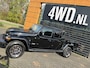 Jeep Gladiator 3.0 V6 AUT 5 PERS MULTI CARGO -VAN- LEDER /NAVI CLIMA / 12MND GAR € 60.499 EXCL Unieke auto in nieuwstaat dealer onderhouden schade vrij . opbouw multifunctioneel uit te voeren naar wens . informeer naar de mogelijkheden . prijs is inclusief mee geleverde  soft top / auto is als cabrio uit te rusten .