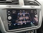 Volkswagen Tiguan 1.5 TSI ACT R-Line / AUTOMAAT/ PANO/ CAMERA/ PARK. SENSOREN/ LED/ DODE HOEK/ DAB/ MASSAGE FUNCTIE/ CLIMA/ ELEK. ACHTERKLEP/ APP-CONNECT/ STOEL VERWARM/ ACC/ NAVI/ KEYLESS/ ISOFIX/ 19" LMV