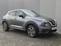 Nissan Juke 1.0 DIG-T N-Connecta Automaat / Cold Pack Light / Allseason banden / Achteruitrijcamera / Apple Carplay Android Auto / Trekgewicht 1250 kg / Stuur-, en Stoelverwarming / Keyless Entry/Start / Cruise control /