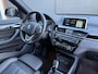 BMW X1 sDrive20i 192pk High Exe,Pano,LED,Sportleer,HUD,NaviPro,Stoelverw,Clima,Cruise,Camera