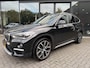 BMW X1 sDrive20i 192pk High Exe,Pano,LED,Sportleer,HUD,NaviPro,Stoelverw,Clima,Cruise,Camera