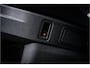 Volkswagen Tiguan 1.5 eHybrid 272pk R-Line Edition ** HUD ** Trekhaak ** 360 camera ** Massage Blackstyle **