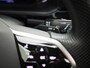 Volkswagen T-Roc 1.5TSI/150PK R-Line Blackstyle DSG · Panoramadak · Camera · Keyless · Stoelverwarming · Apple/Android Car Play · Garantie t/m 02-08-2027 of 100.000km