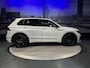 Volkswagen Tiguan 1.5 TSI R-Line *Navi*Appconnect*Camera*Fabrieksgarantie 9-2027*