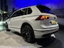 Volkswagen Tiguan 1.5 TSI R-Line *Navi*Appconnect*Camera*Fabrieksgarantie 9-2027*