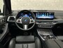 BMW X5 50e M-Performance Seats | *5x Op Voorraad* | Achterasbesturing | Carbon | Pano | M-Pro | 360 Cam. | ACC | Soft-Close | Ventilatie | Leder-Individual | Head-Up | 4-Zone Clima | 22 inch | 2x Memory | Trekhaak | Harman-Kardon | Beker-Clima | Stoelverwarming V+A | Stuurverwarming | M-Gordels | Parfumering | Glaspook | ISO-Glas | Zonwering |