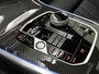 BMW X5 50e M-Performance Seats | *5x Op Voorraad* | Achterasbesturing | Carbon | Pano | M-Pro | 360 Cam. | ACC | Soft-Close | Ventilatie | Leder-Individual | Head-Up | 4-Zone Clima | 22 inch | 2x Memory | Trekhaak | Harman-Kardon | Beker-Clima | Stoelverwarming V+A | Stuurverwarming | M-Gordels | Parfumering | Glaspook | ISO-Glas | Zonwering |