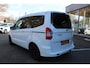 Ford Tourneo Courier TITANIUM 5-PERSOONS BENZINE TREKHAAK AIRCO CRUISE STOELVERW VOORRUITVERW BLUETOOTH 2X SCHUIFDEUR