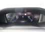 Peugeot 2008 1.2 PURETECH 130PK ALLURE PACK AUTOMAAT / NAVI / LEDER / CLIMA / LED / PDC / 17" LMV / CAMERA / KEYLESS / WINTERPAKKET / ADAPT. CRUISECONTROL / NIEUWSTAAT !!