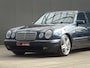 Mercedes-Benz E-klasse 240 Avantgarde * YOUNGTIMER !!