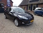 Ford Fiesta 1.4 Titanium Nieuwe distributieriem en waterpomp, Climate contole, Cruise controle, Parkeersensoren, Lichtmetalen vleg