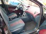 Ford Fiesta 1.4 Titanium Nieuwe distributieriem en waterpomp, Climate contole, Cruise controle, Parkeersensoren, Lichtmetalen vleg
