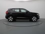 Volvo XC40 130pk T2 Business Pro Automaat Camera | Adapt. Cruise | Parkeersens. v+a | Stoel-/stuurverw. | Panoramadak
