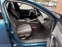 Peugeot 408 1.6 HYbrid Allure 180 EAT8 Trekhaak / Camera / Carplay / DAB+ / Adapt. Cruise