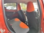 Toyota Aygo 1.0 VVT-i DYNAMIC ORANGE AUTOMAAT PARK-SENSOREN BLUETOOTH LM-VELGEN AIRCO PRIVACY GLASS NL-AUTO