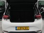 Volkswagen ID.3 First Plus 58 kWh | Apple Carplay | Navigatie | Voorstoelen verwarmd | Wifi | Spraakbediening | Parkeersensoren voor en achter | Achteruitrij camera |