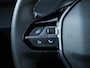 Peugeot e-2008 GT Avantage 54kWh 156pk Automaat MASSAGE | CAMERA VOOR + ACHTER | DODE HOEK | ACTIVE LANE ASSIST | DAB