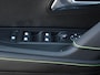 Peugeot e-2008 GT Avantage 54kWh 156pk Automaat MASSAGE | CAMERA VOOR + ACHTER | DODE HOEK | ACTIVE LANE ASSIST | DAB