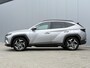 Hyundai Tucson 1.6 T-GDI PHEV Premium Sky 4WD / Trekhaak Afneembaar 1350 KG / Schuif kanteldak / Bluelink navigatie / Camera / Leder / Stoel- en Stuurverwarming / Stoelventilatie /