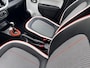 Renault Twingo Z.E. R80 Série Limitée Vibes / Dealer onderhouden / Accu SoH 93,58 % / WLTP 186 km stad 261 km / Navigatie via Apple Carplay Android / Stoelverwarming / 16" LM wielen met All Season banden /